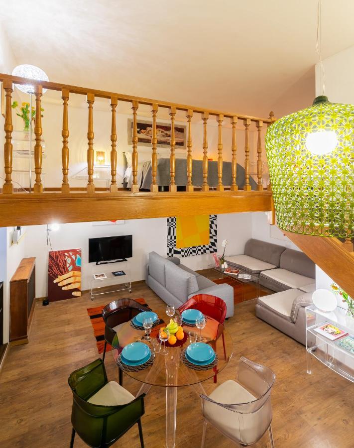 ローマRotonda 23 - Loft In Pantheonアパートメント エクステリア 写真